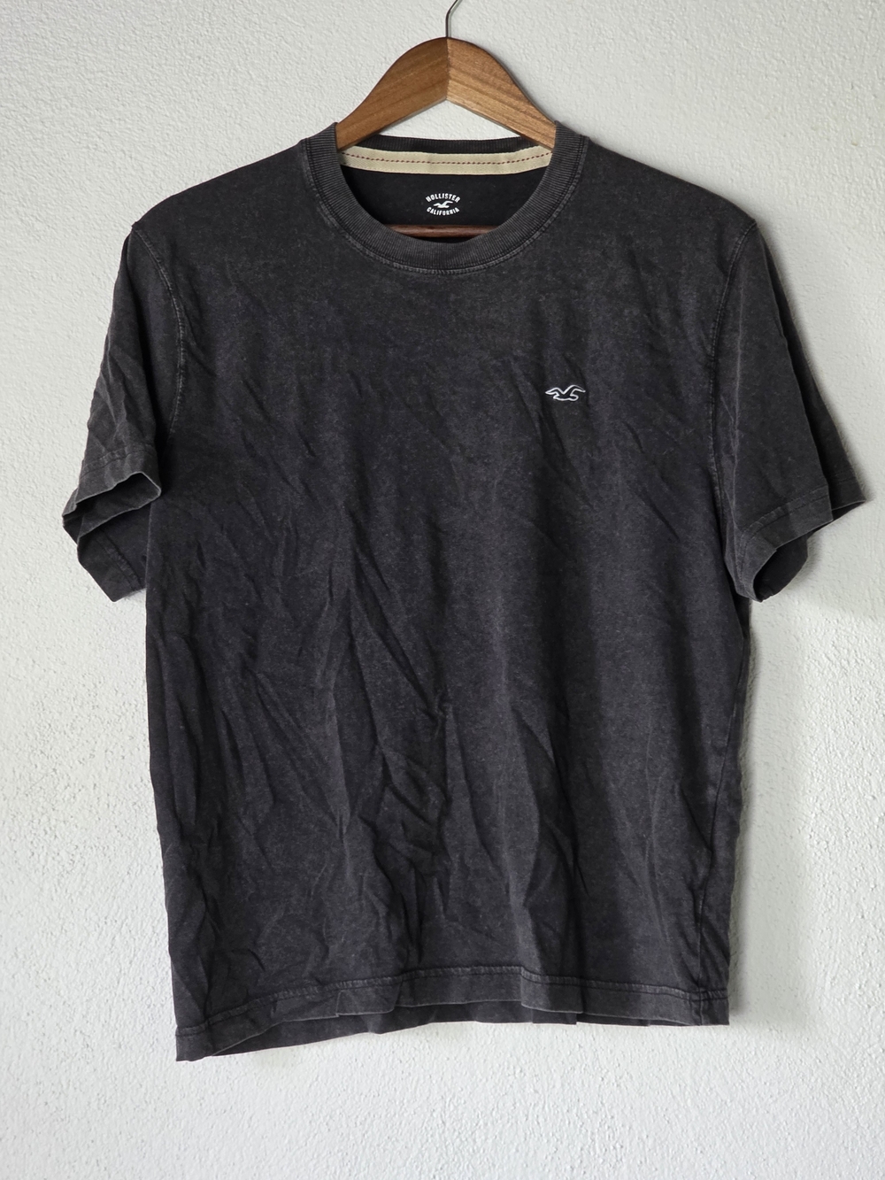 Hollister Acid Wash Black Charcoal Crewneck Tee L EUC